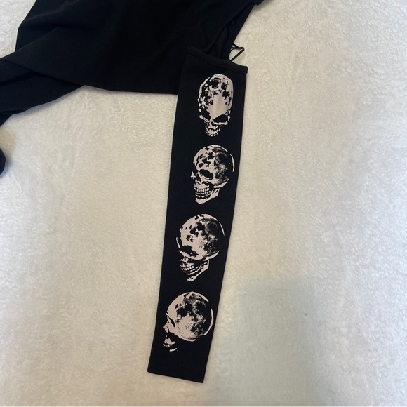 Killstar Long Sleeve Cold Shoulder Goth Skull Black Dark Bodycon Dress Small - Picture 11 of 14